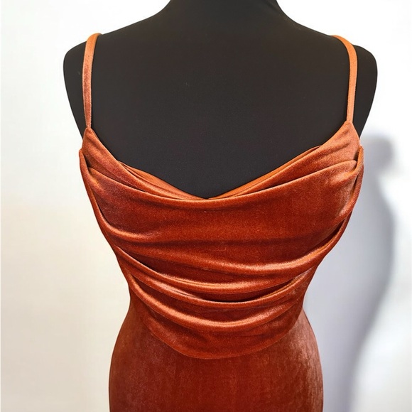 Rust cowl neck velvet bridesmaid dress - Picture 4 of 5
